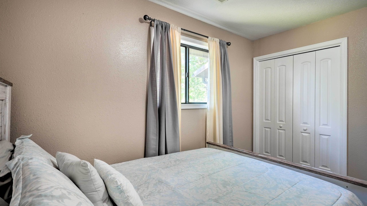 Photo of Others in Notch Estates