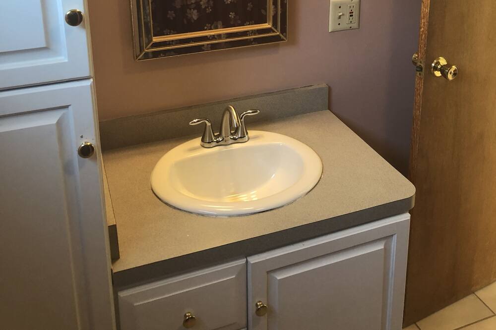 Photo of Bathroom in Fort Edward