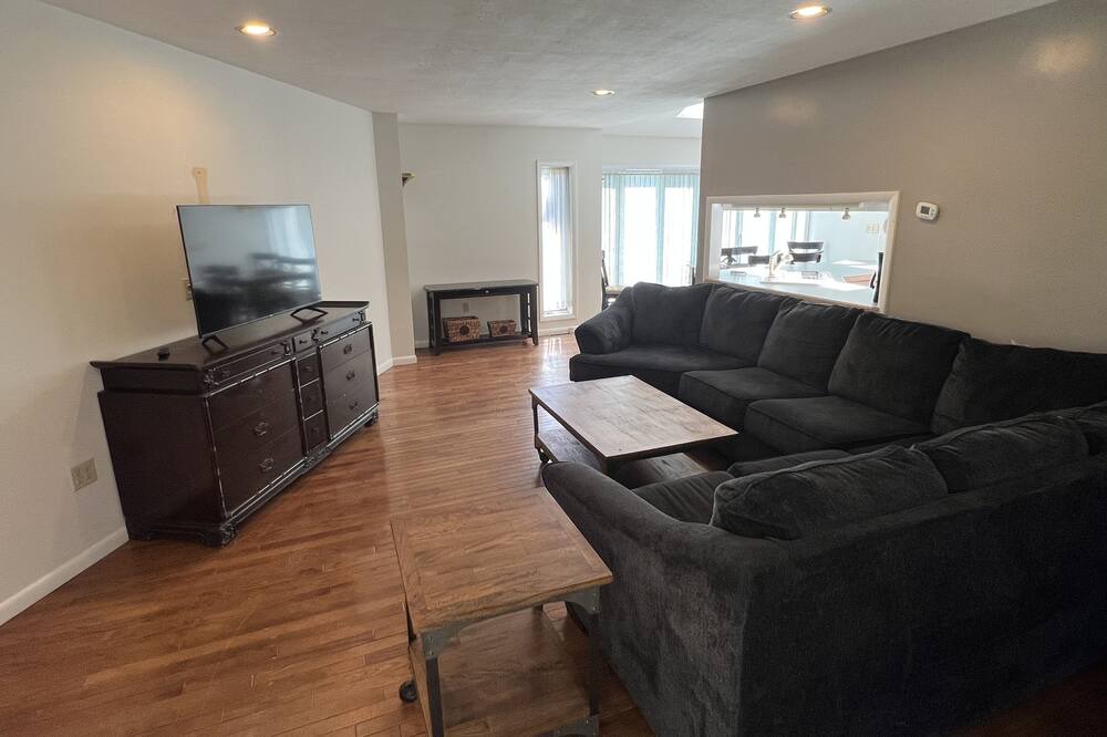 Photo of Livingroom in Fort Edward