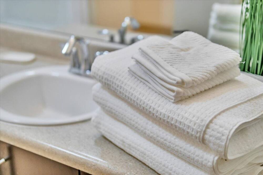 Photo of Bathroom in Lindridge-Martin Manor