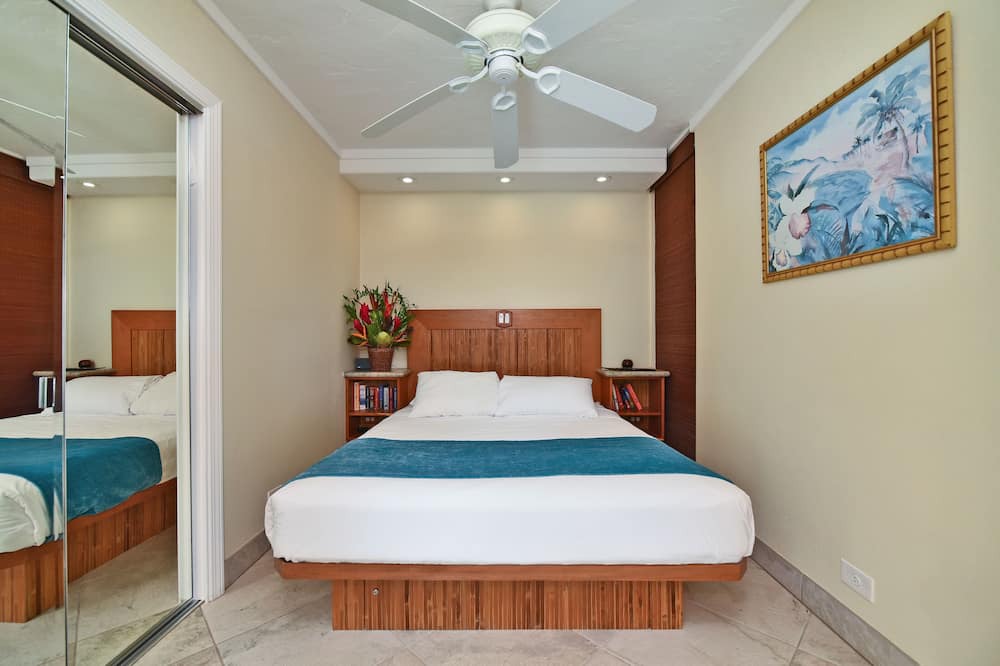 Photo of Bedroom in Kahana