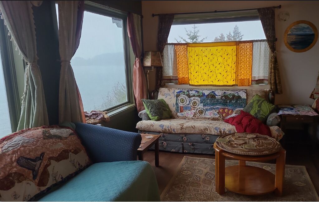 Photo of Livingroom in Chiniak