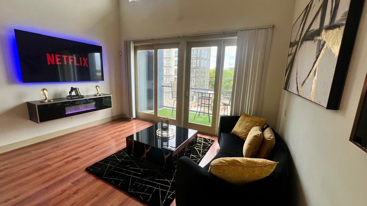 Photo of Livingroom in Piedmont Heights