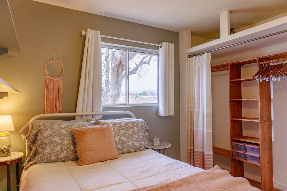 Photo of Bedroom in Alamogordo