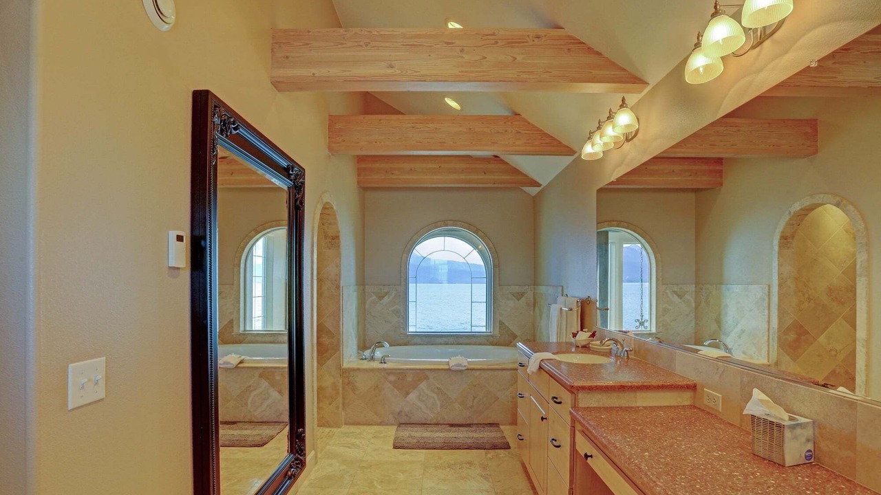 Photo of Bathroom in Homer