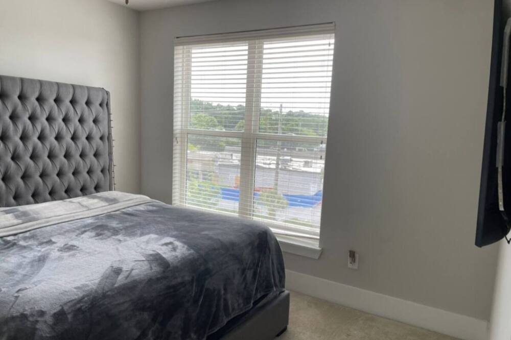 Photo of Bedroom in Piedmont Heights
