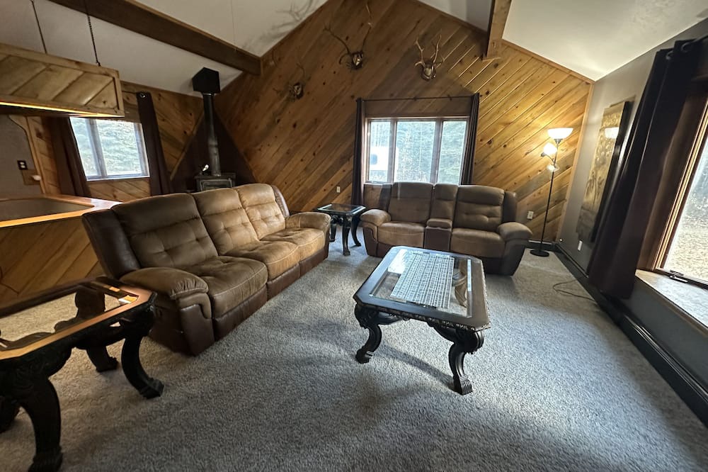 Photo of Livingroom in Delta Junction