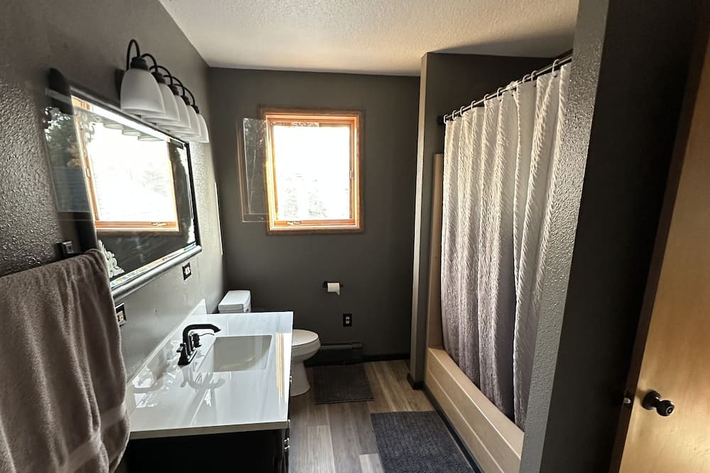 Photo of Bathroom in Delta Junction