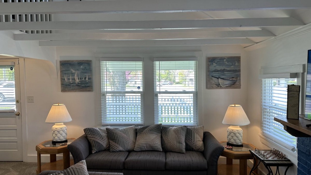 Photo of Livingroom in Buckeye Lake