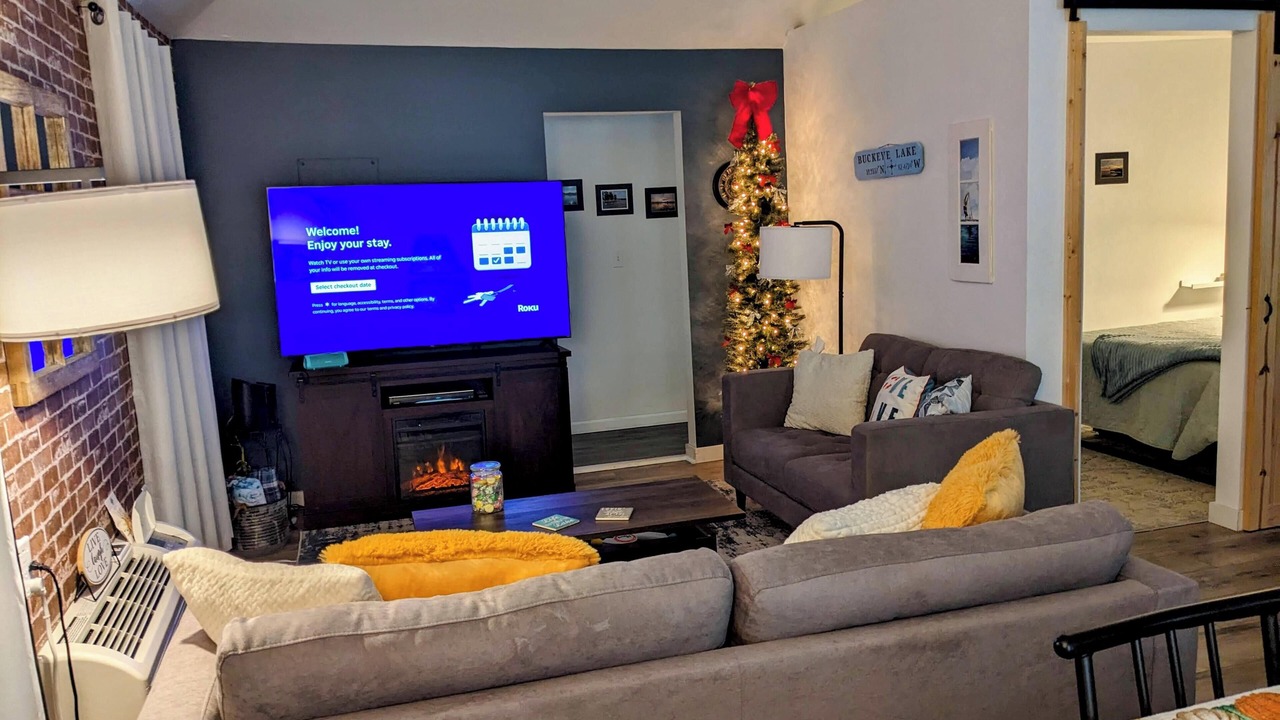Photo of Livingroom in Buckeye Lake