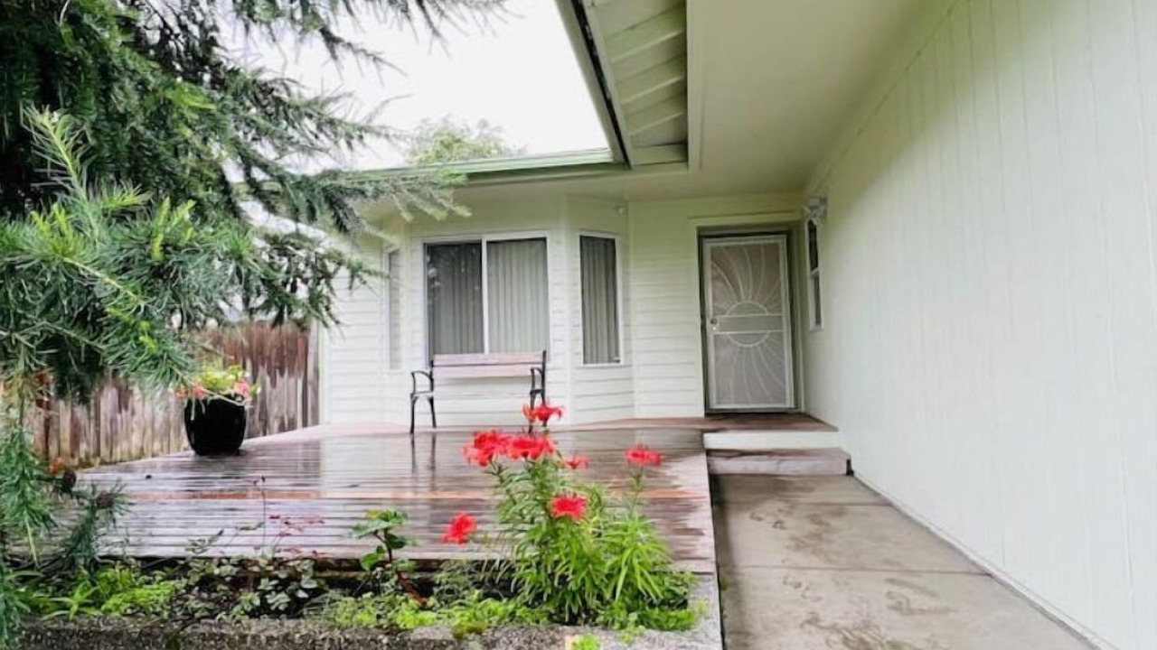Photo of Outdoor in Bayshore - Klatt