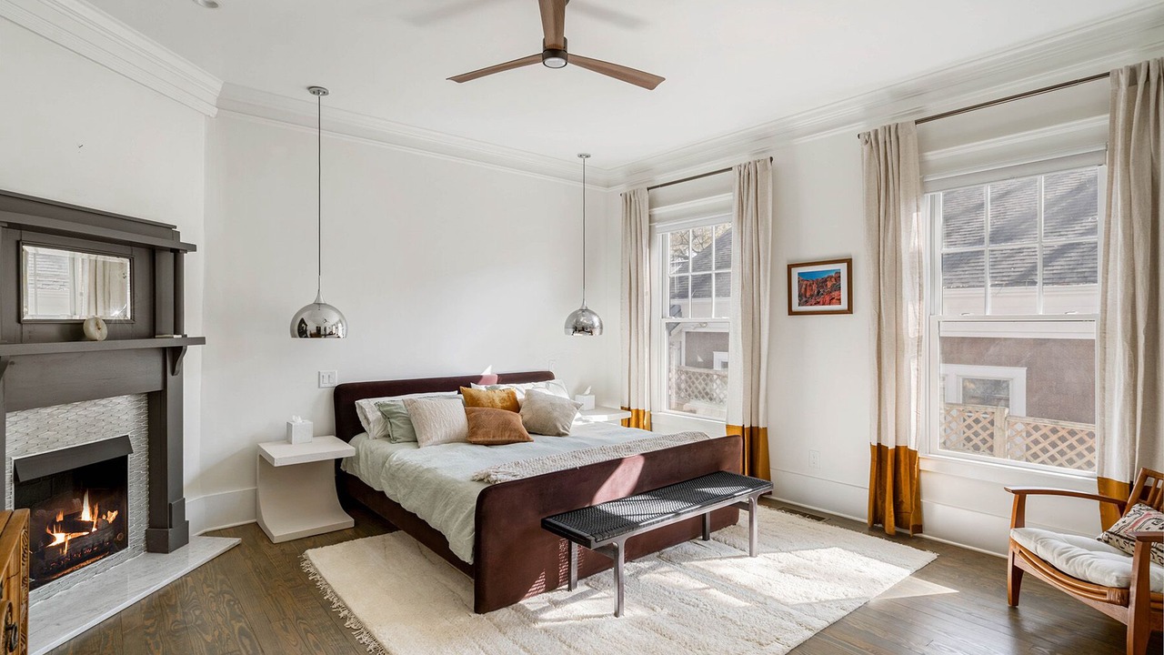 Photo of Bedroom in Midtown