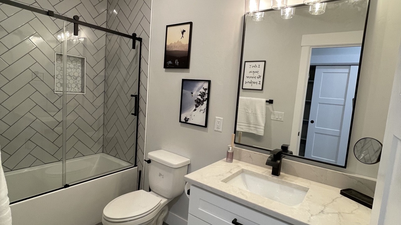 Photo of Bathroom in Girdwood