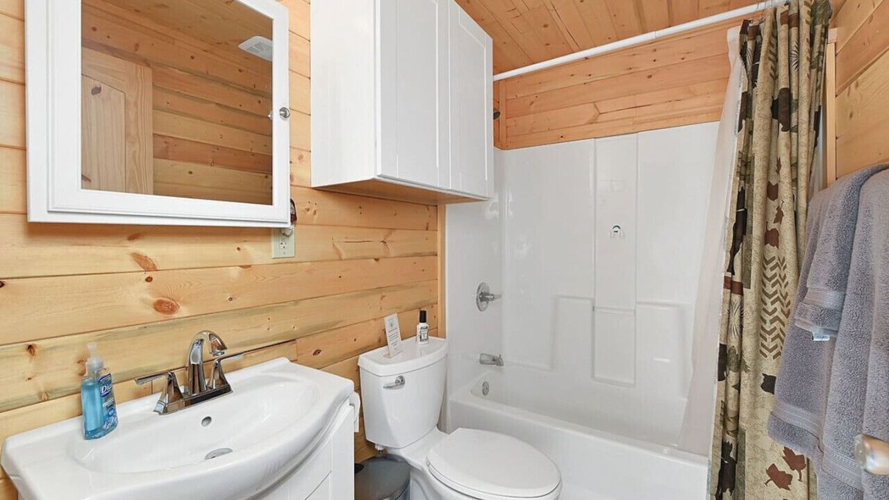 Photo of Bathroom in Sterling