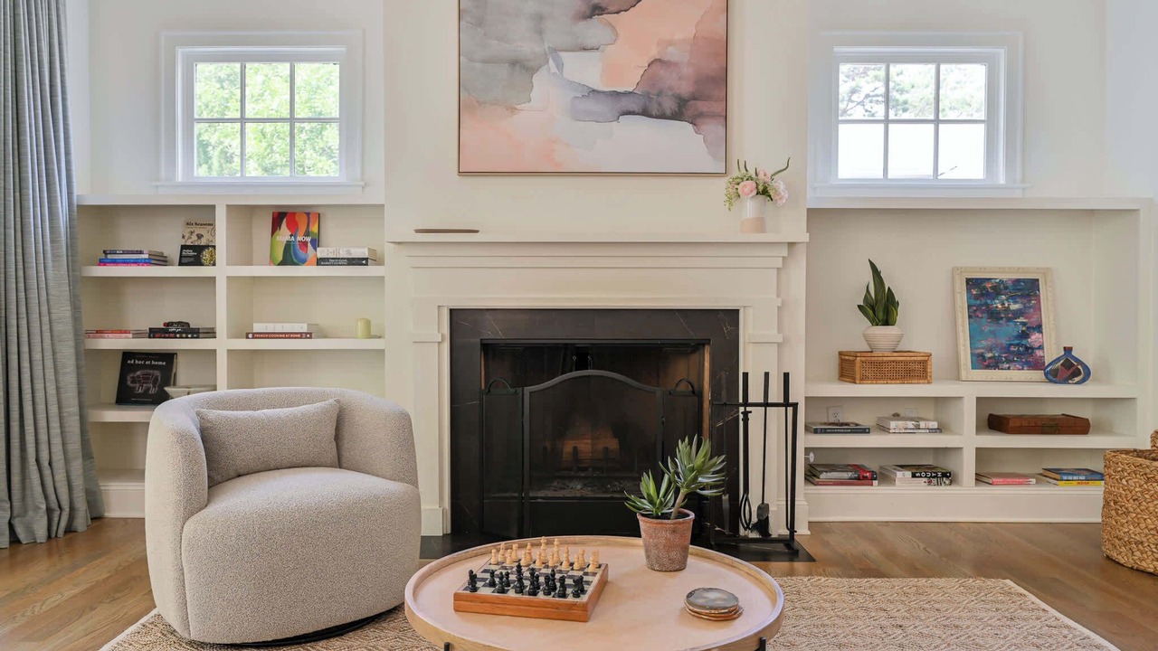 Photo of Livingroom in Virginia Highland