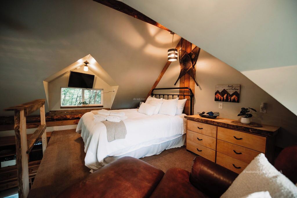 Photo of Bedroom in Knik-Fairview