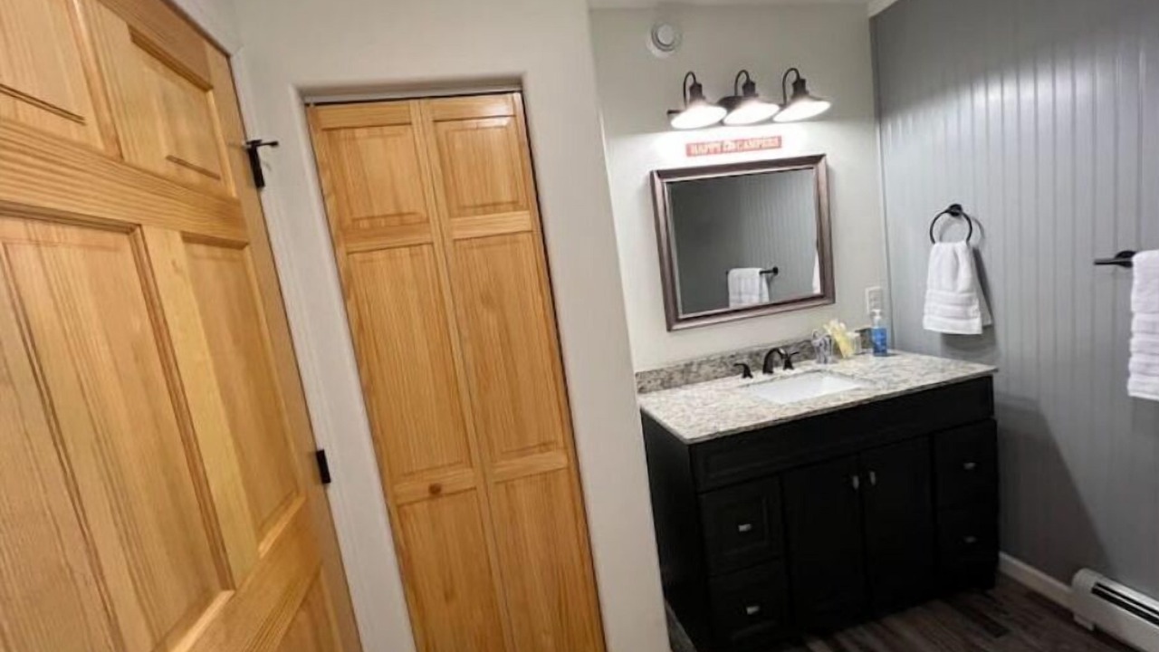 Photo of Bathroom in Badger