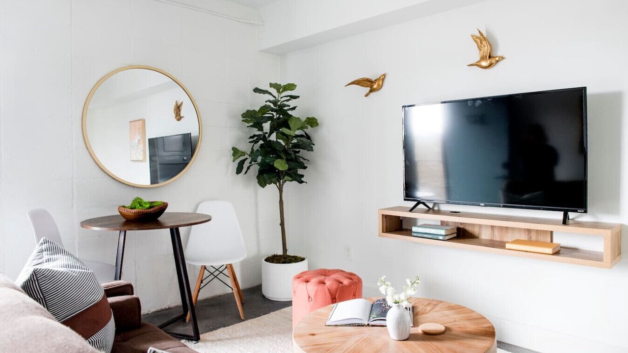 Photo of Livingroom in Virginia Highland
