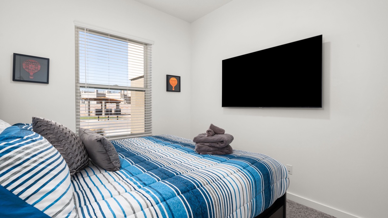 Photo of Bedroom in North Valley