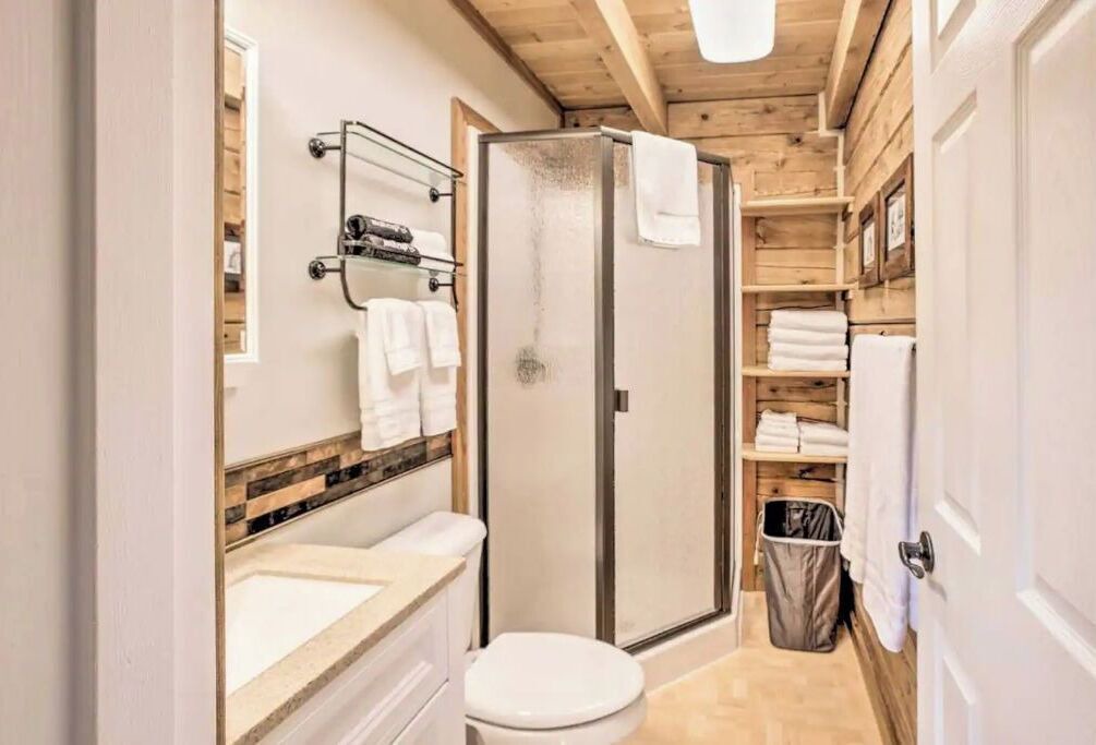 Photo of Bathroom in North Pole