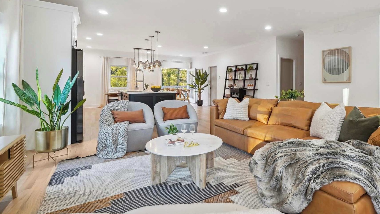 Photo of Livingroom in Scottdale