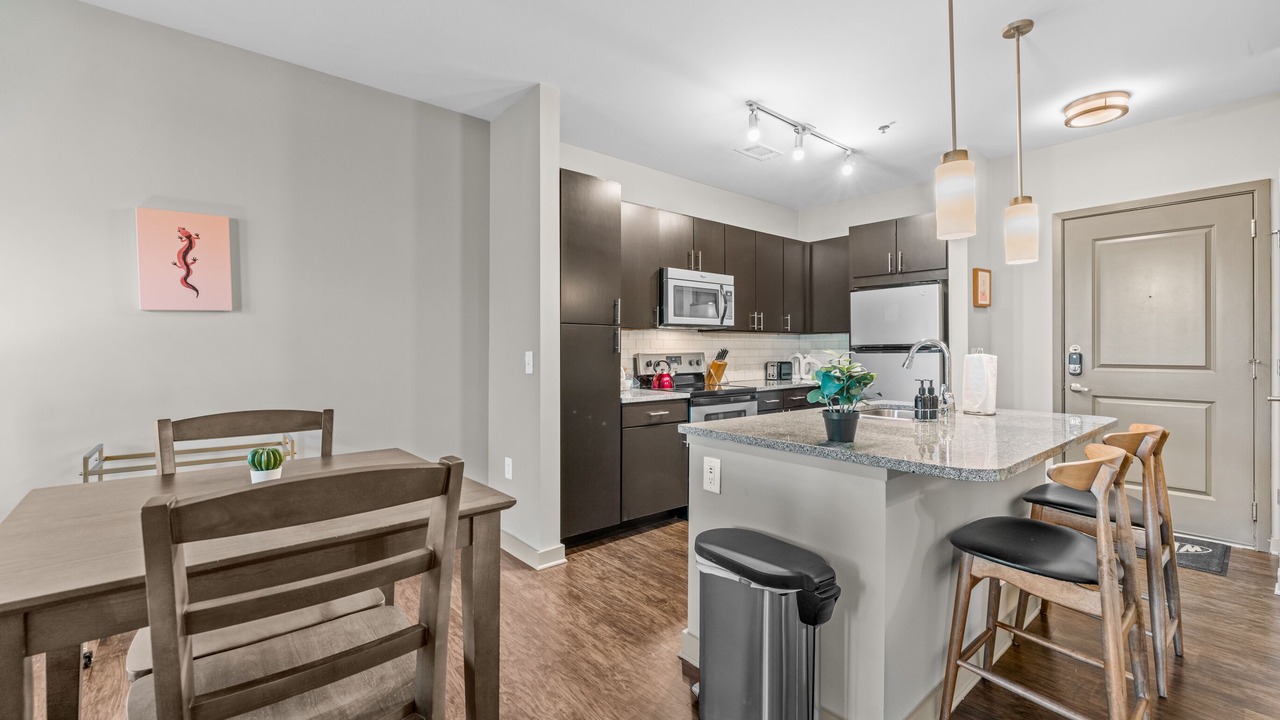 Photo of Livingroom in Downtown Decatur