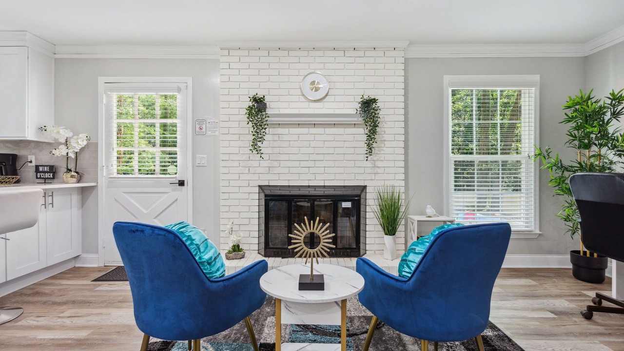 Photo of Livingroom in Decatur