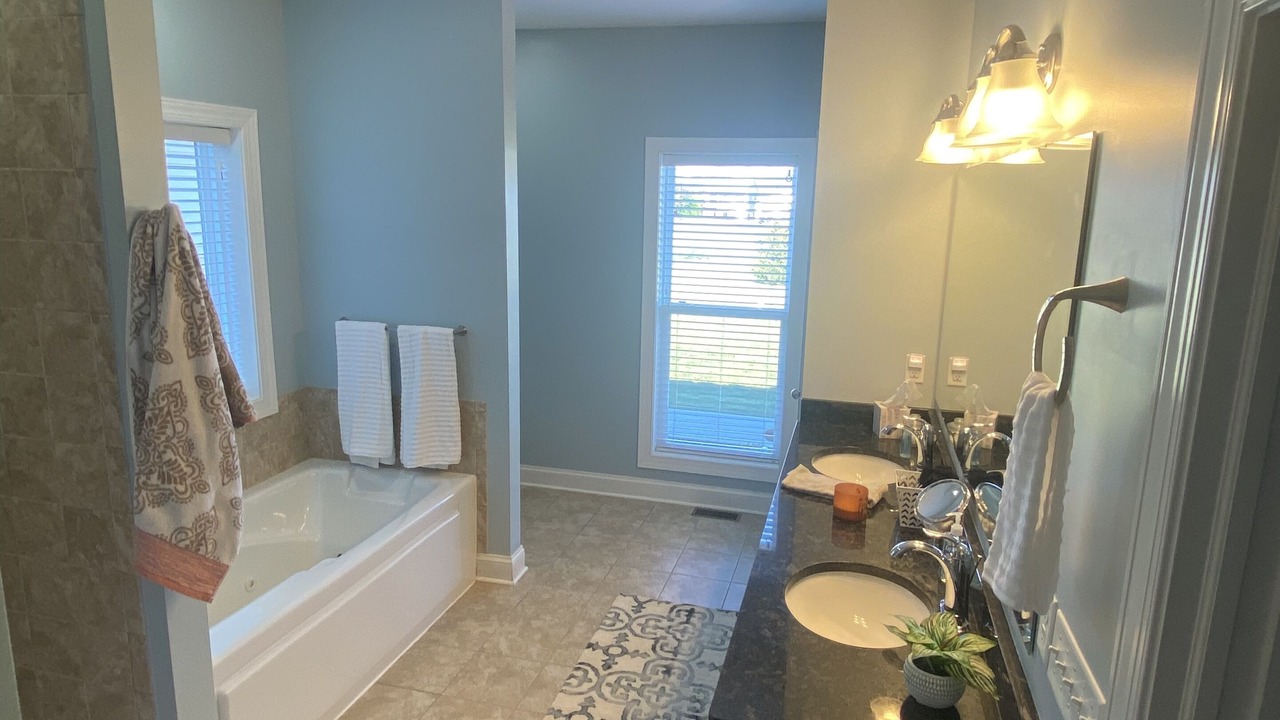 Photo of Bathroom in Marysville