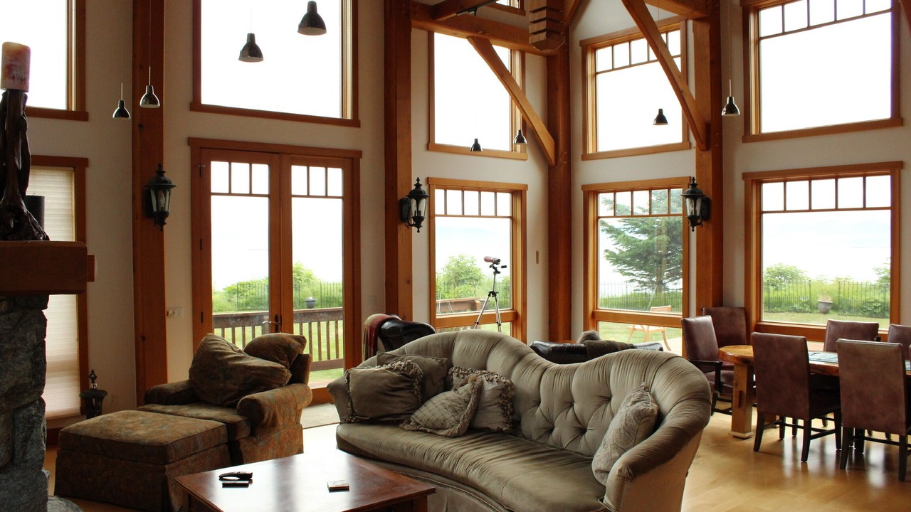 Photo of Livingroom in Homer