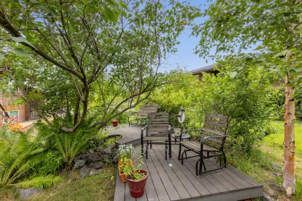 Photo of Outdoor in Taku - Campbell