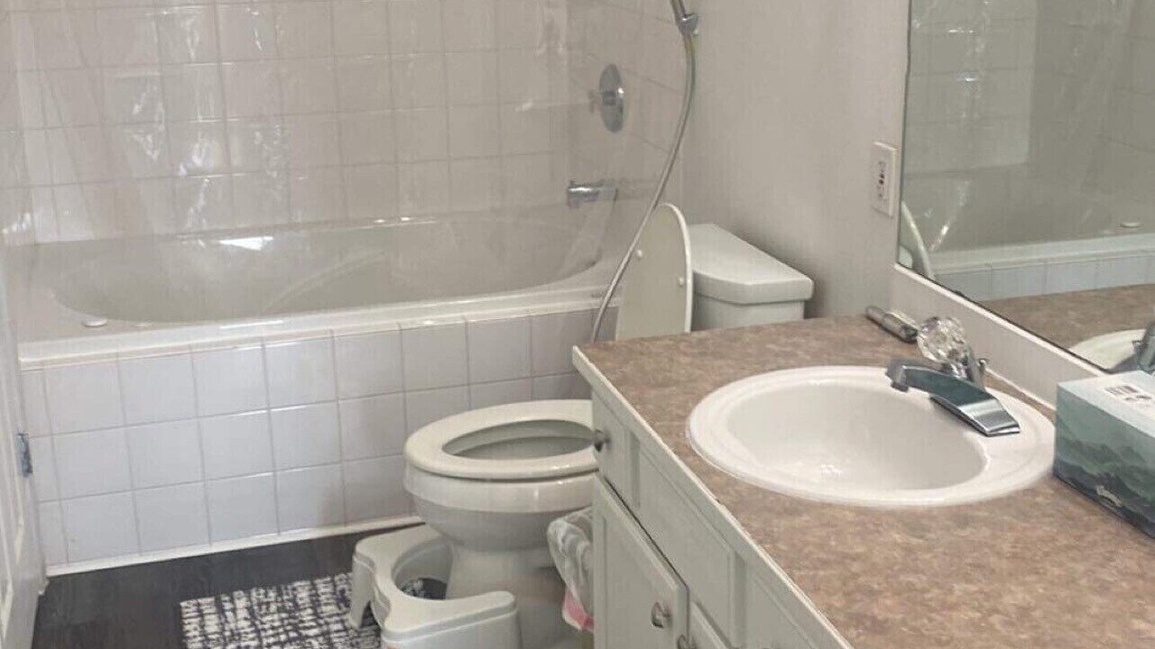 Photo of Bathroom in Bayshore - Klatt