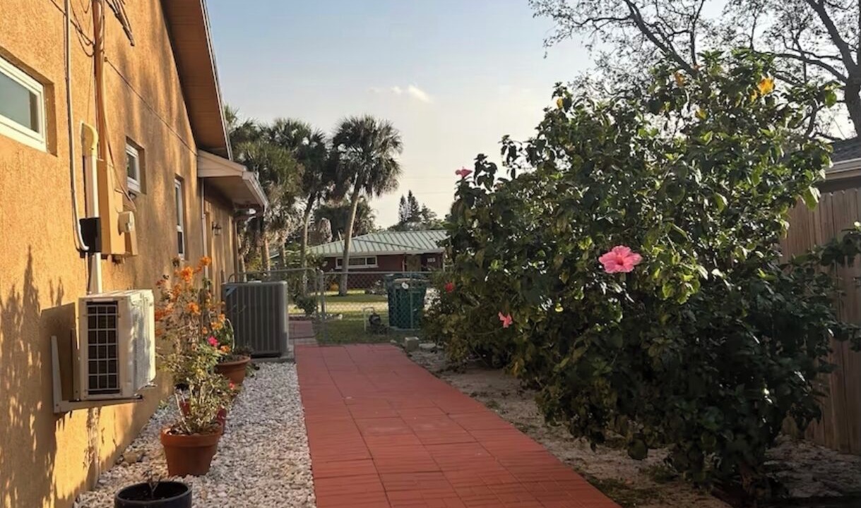 Photo of Outdoor in Indian River Bluff