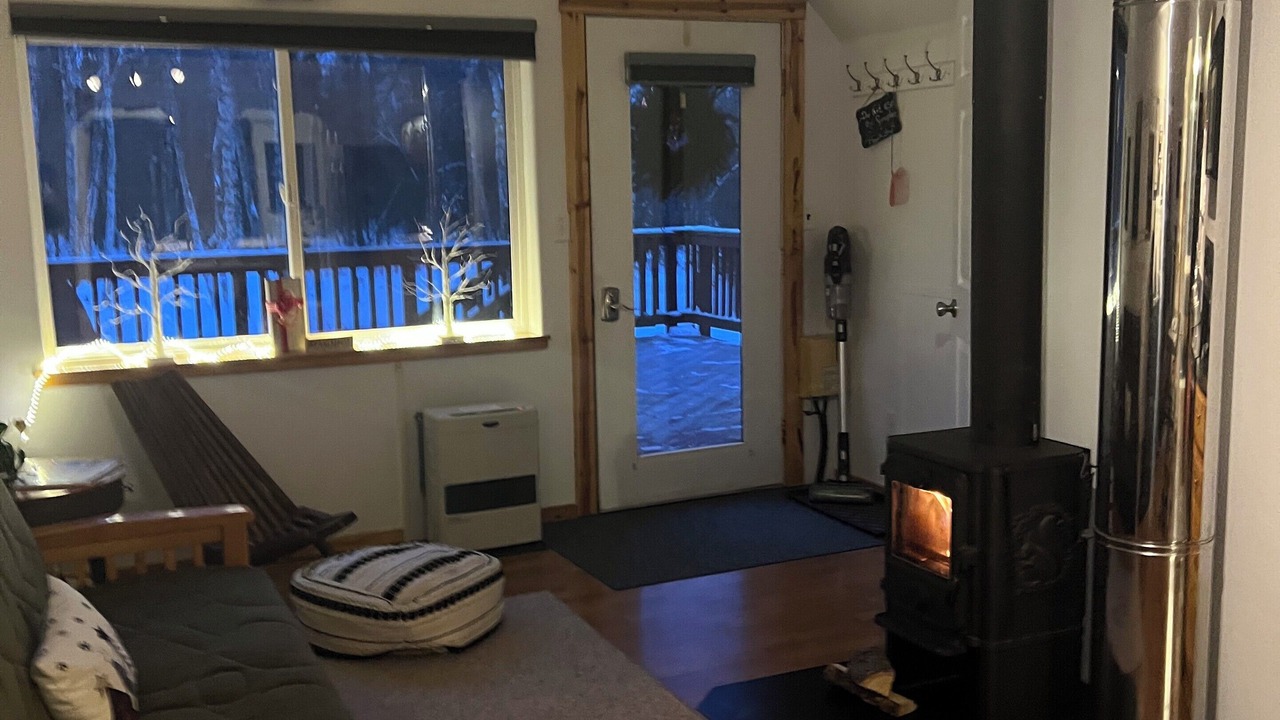 Photo of Livingroom in Susitna North