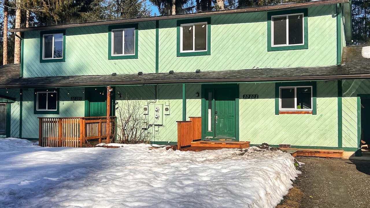 Photo of Others in Back Loop