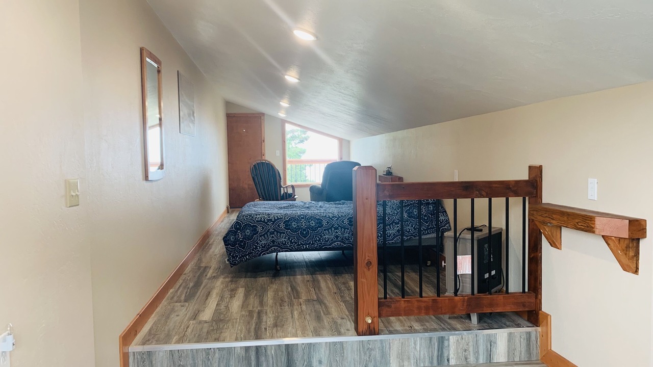 Photo of Bedroom in Homer