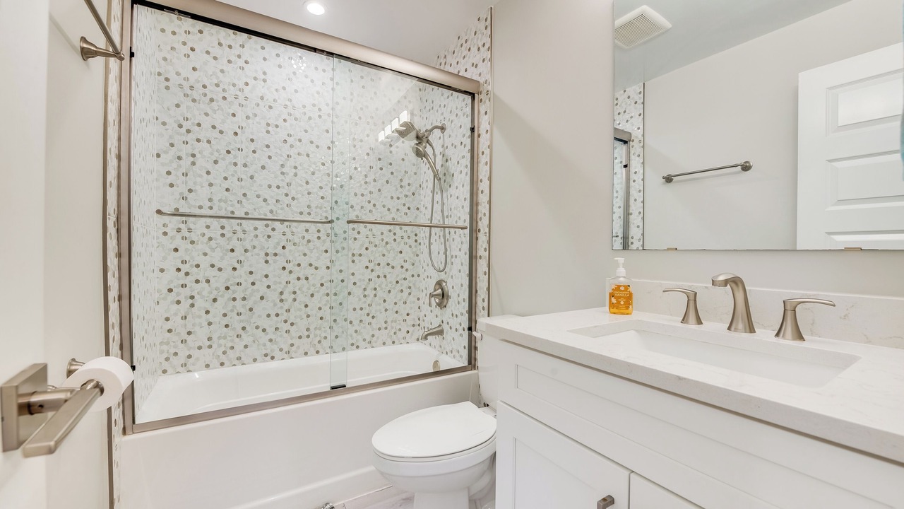 Photo of Bathroom in Golden Beach Estates