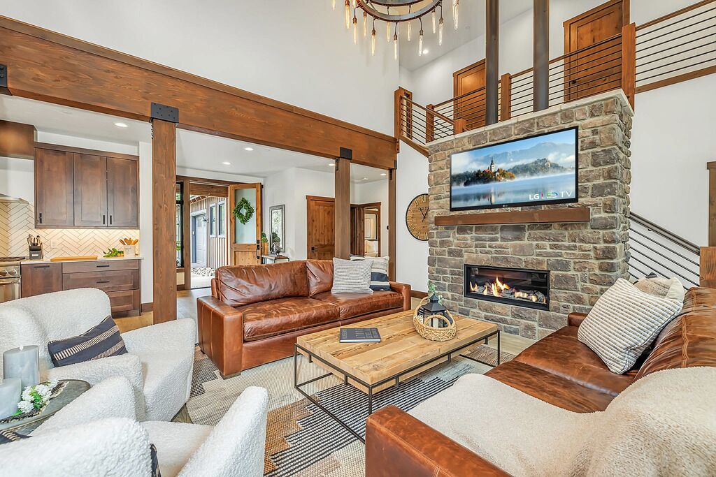 Photo of Livingroom in Roslyn