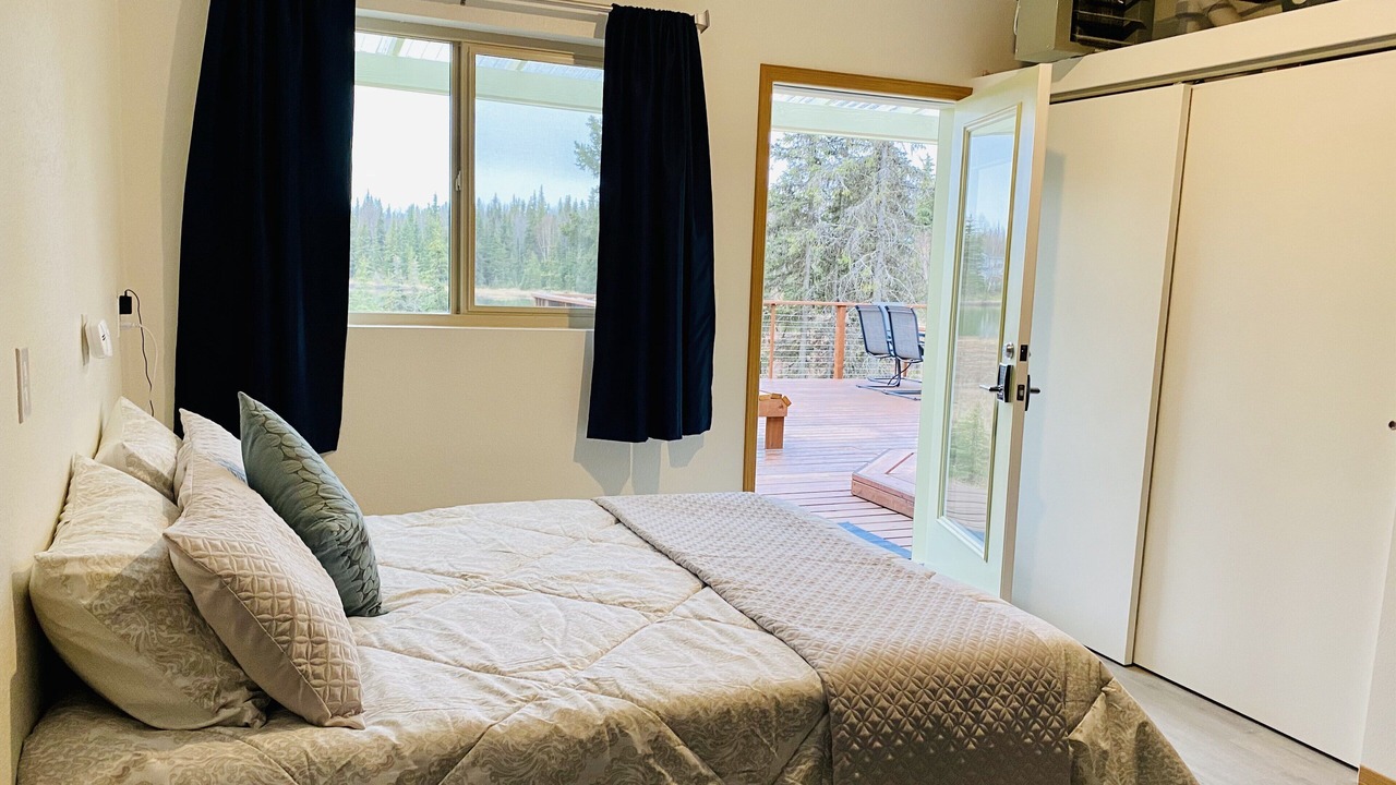 Photo of Bedroom in Kasilof