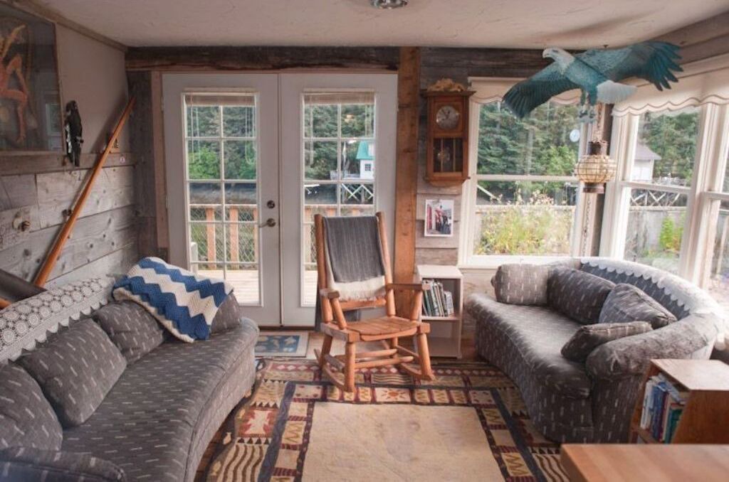Photo of Livingroom in Seldovia
