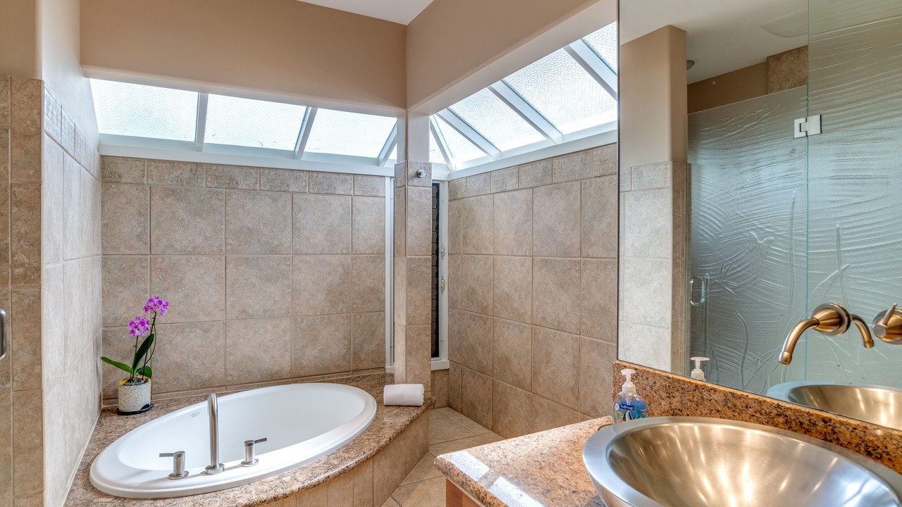Photo of Bathroom in Montage Kapalua Bay