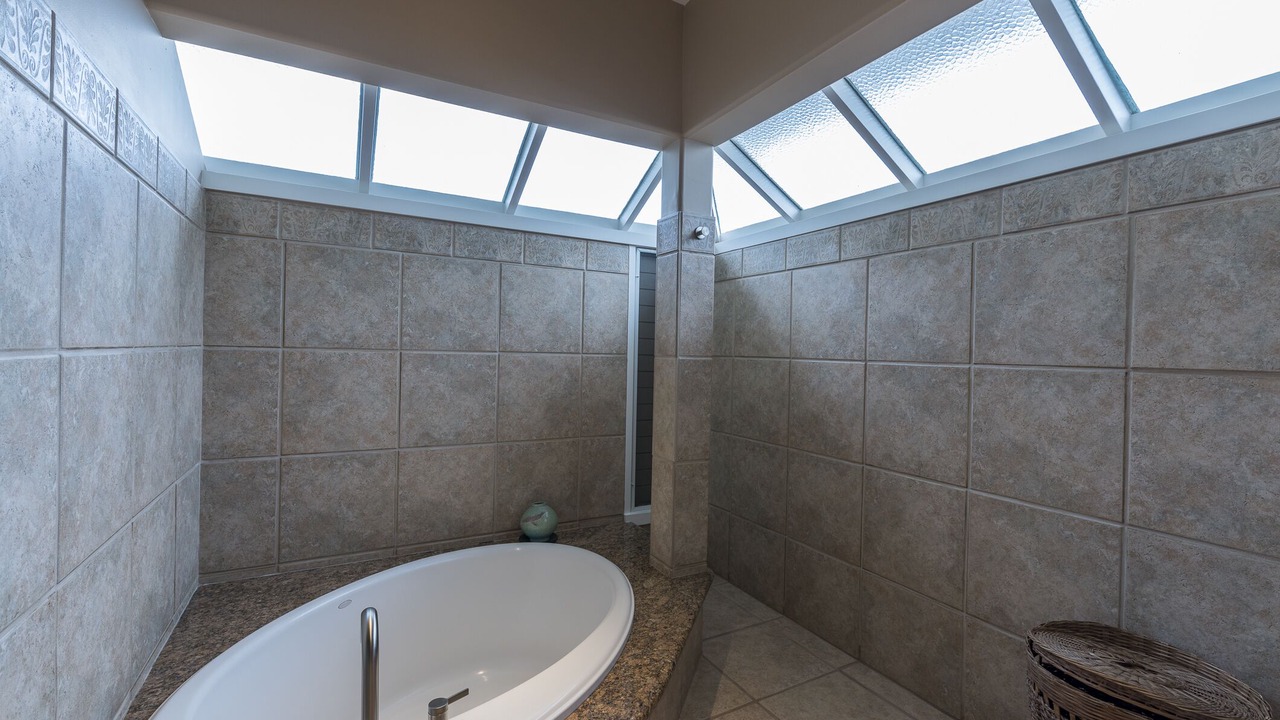 Photo of Bathroom in Montage Kapalua Bay
