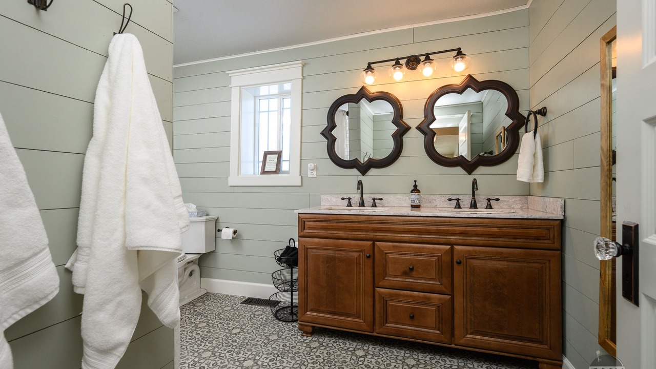 Photo of Bathroom in Butte