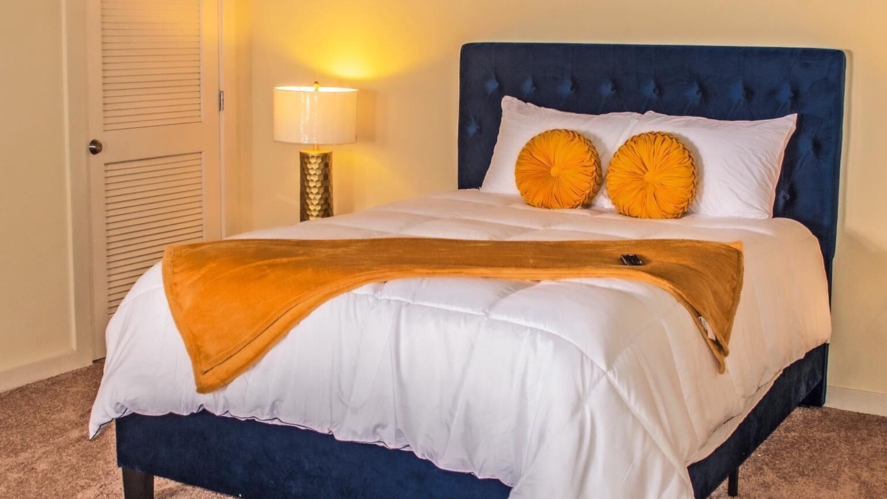 Photo of Bedroom in Atlantic Station Area