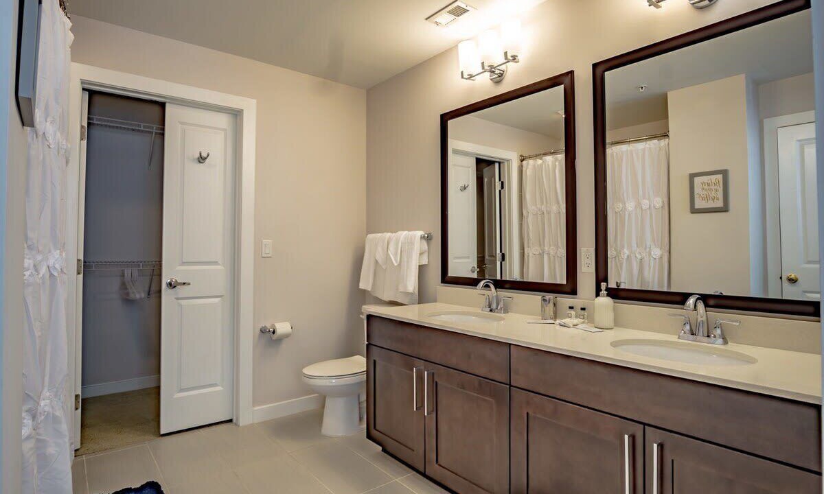 Photo of Bathroom in Lenox