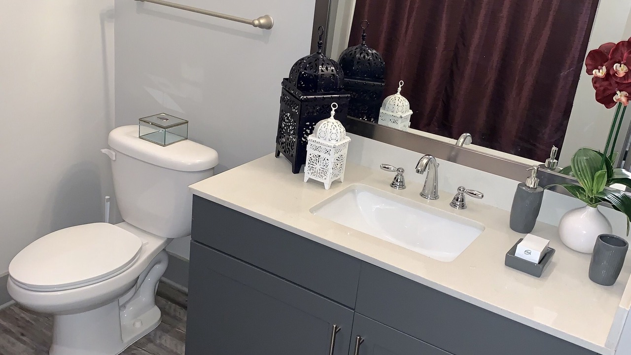 Photo of Bathroom in Lindridge-Martin Manor