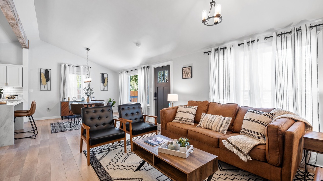 Photo of Livingroom in Woodstock
