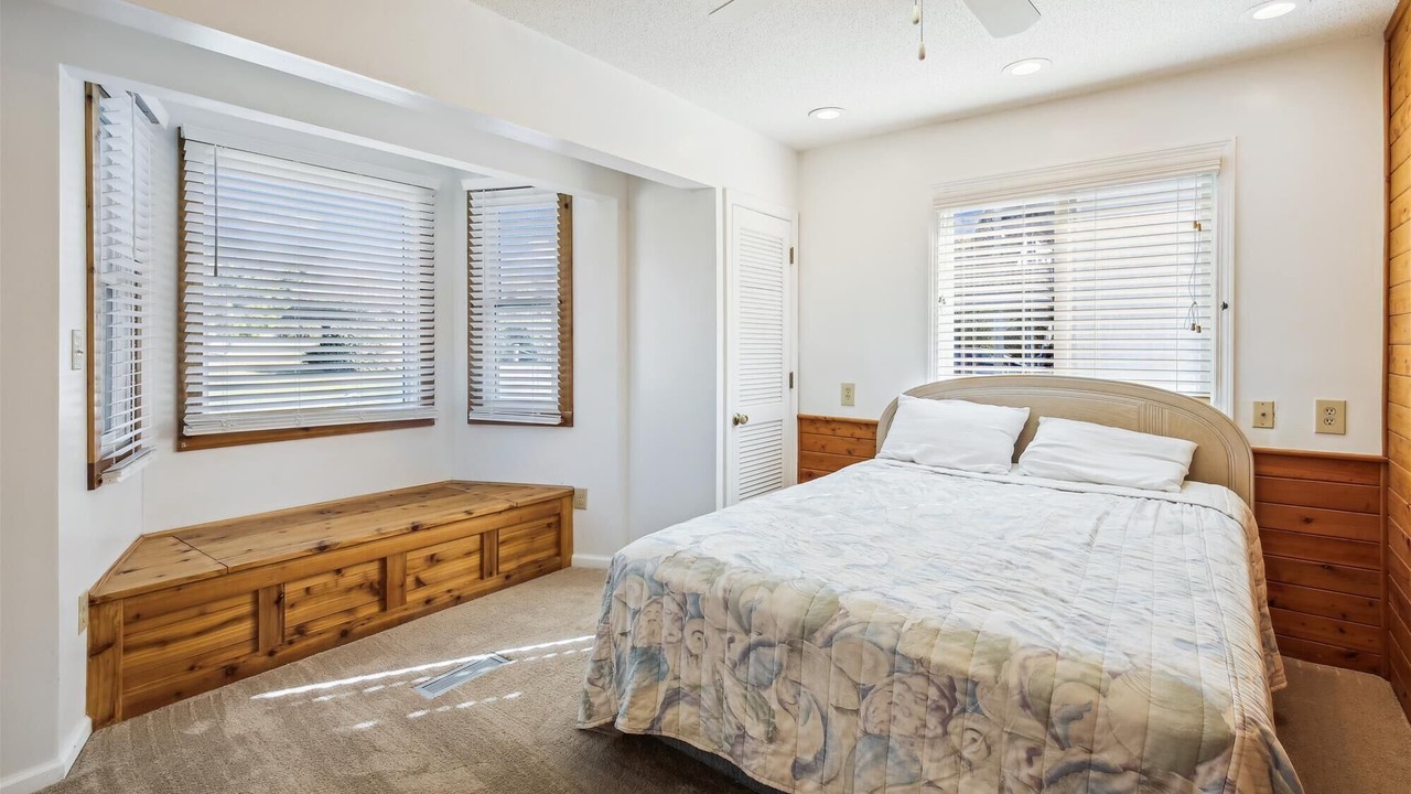 Photo of Bedroom in Carolina Dunes