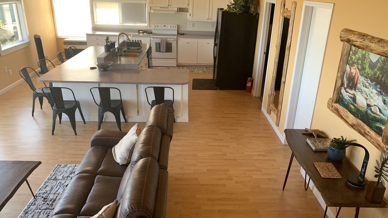 Photo of Livingroom in Homer