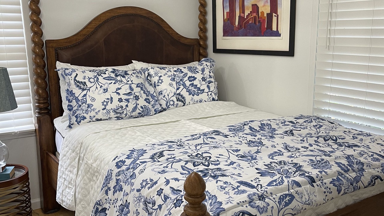 Photo of Bedroom in Midtown