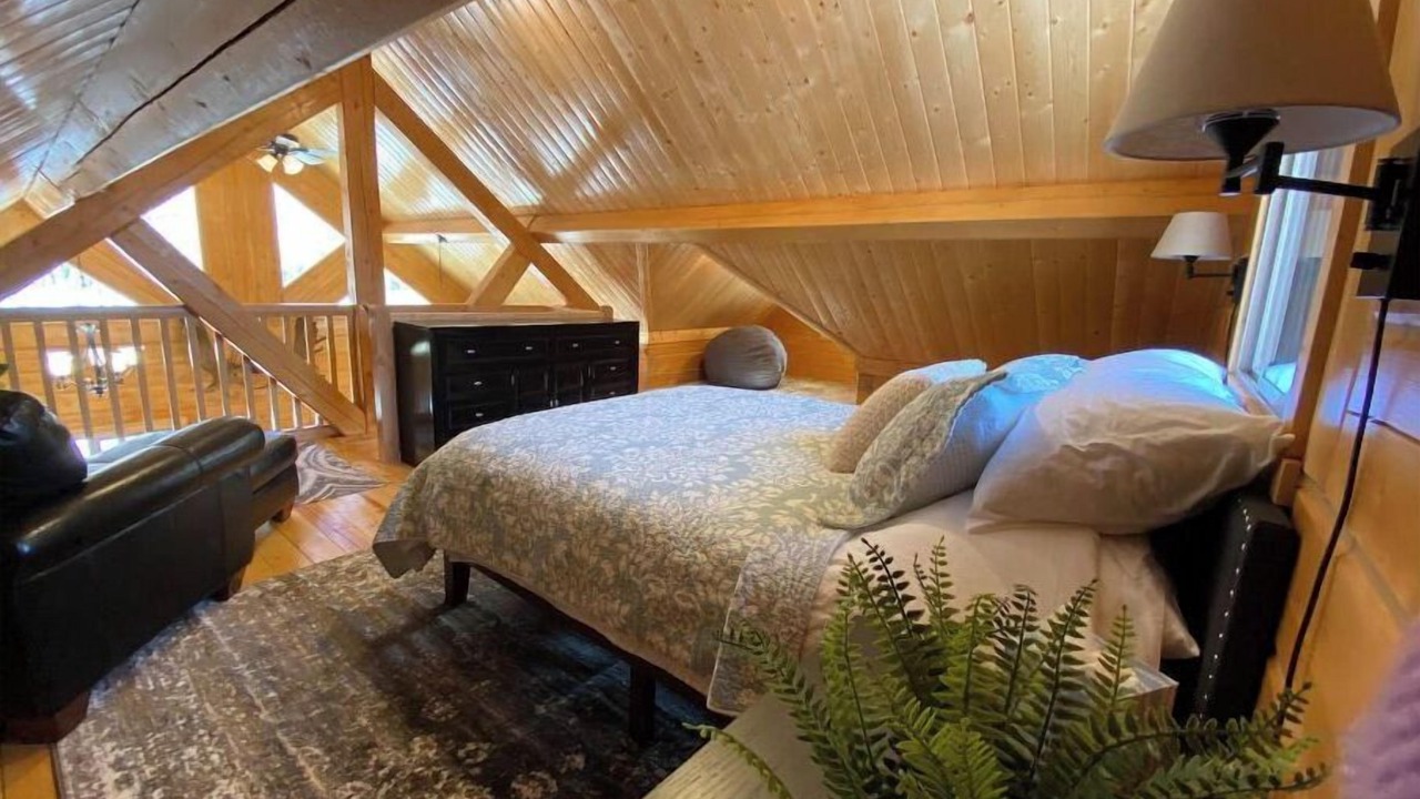 Photo of Bedroom in Wasilla